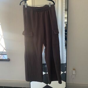Brown cargo wide leg sweatpants size large